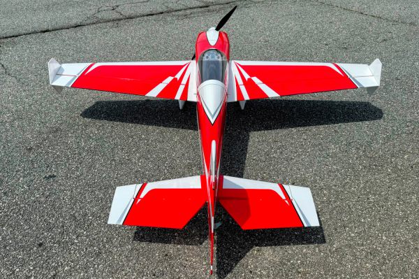 Extreme Flight RC 67" Extra NG Rot/Weiss - ARF